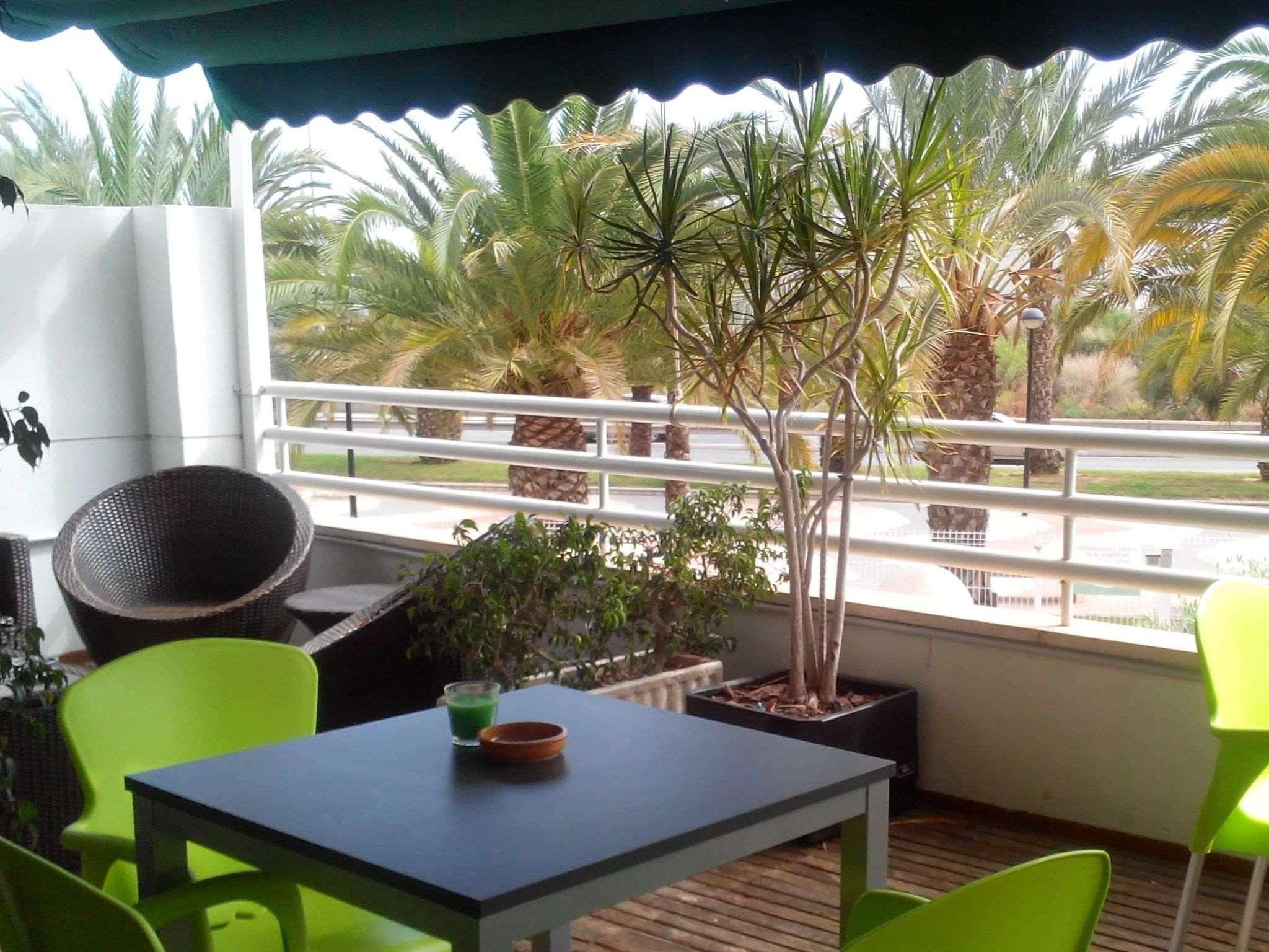 Travelodge Alicante Puerto Exterior foto